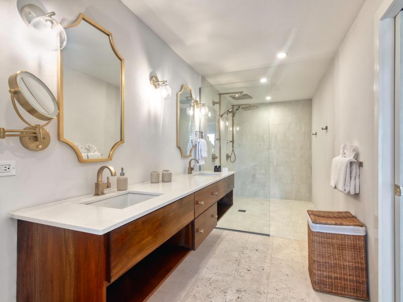 Skyline , Montego Bay , Tryall  