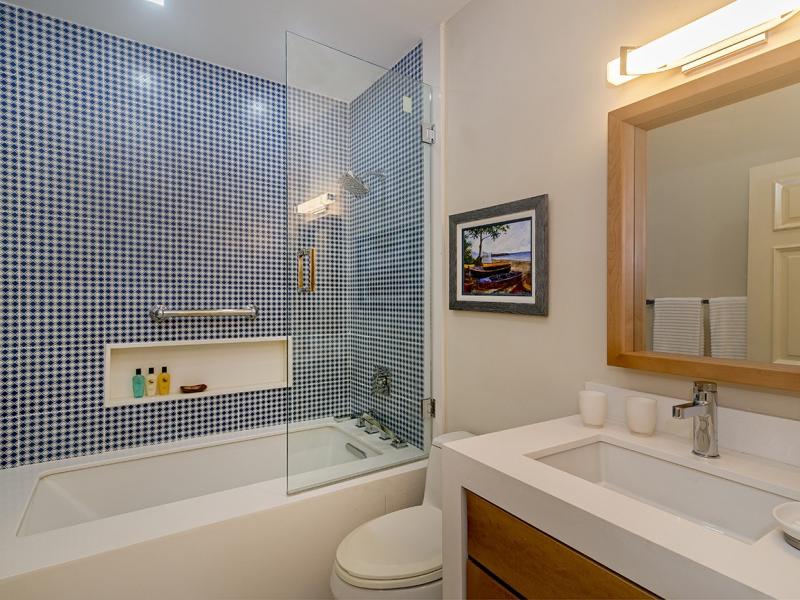 Sugar Bay on the Beach , Discovery Bay  