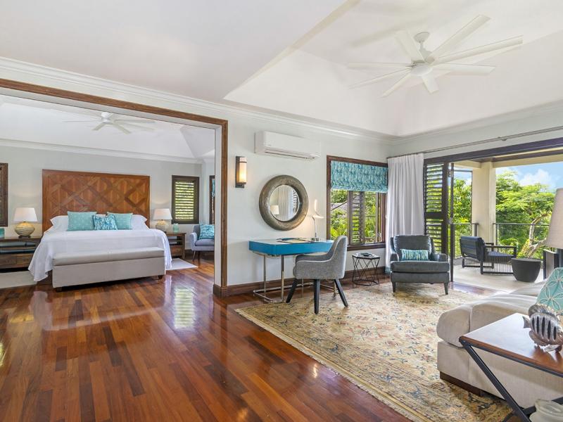 Makana on the Beach , Discovery Bay  