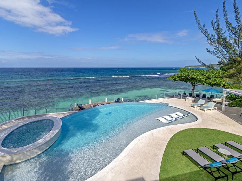 Buttonwood Reef and Sea Biscuit Cottage , Ocho Rios  