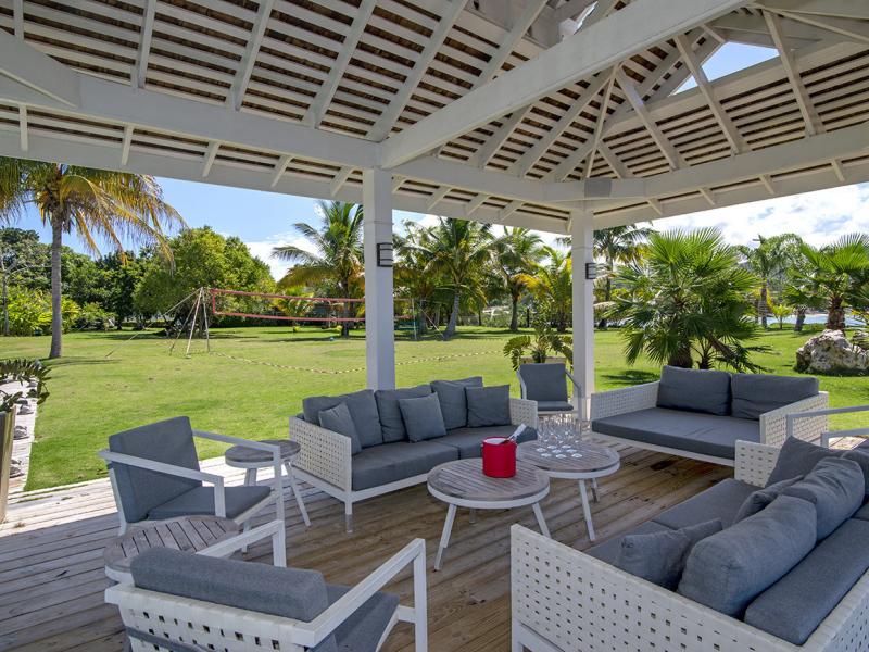 A Summer Place  , Discovery Bay  