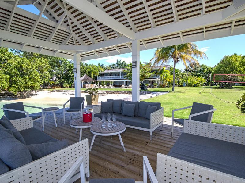 A Summer Place  , Discovery Bay  