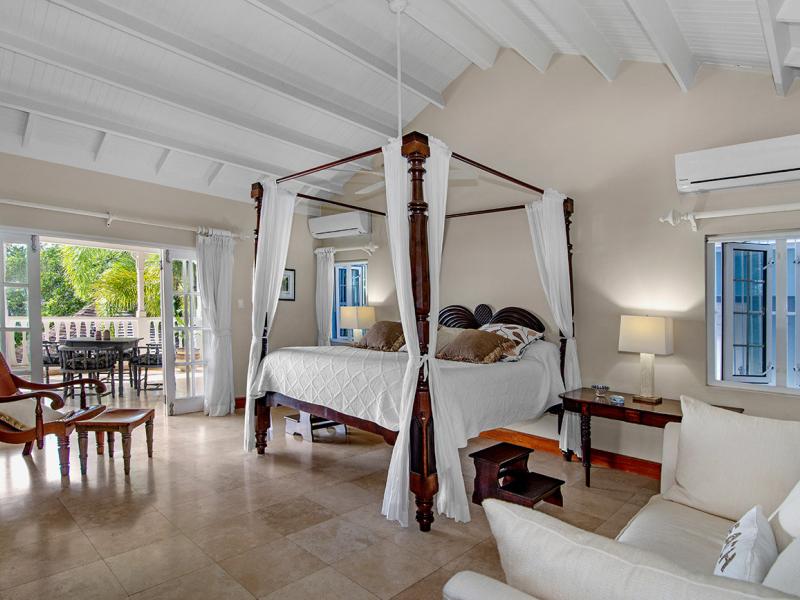 A Summer Place  , Discovery Bay  