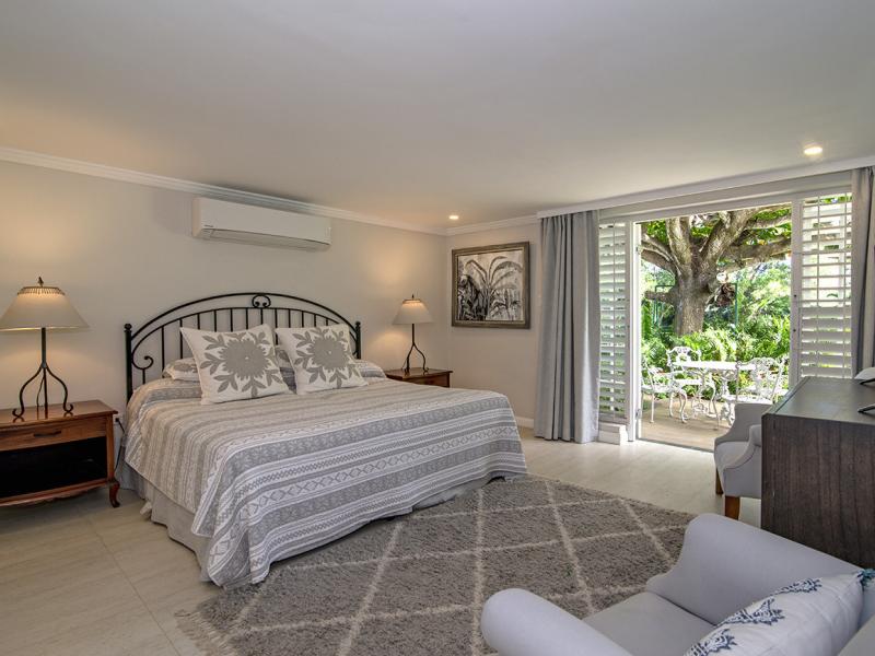 A Summer Place  , Discovery Bay  