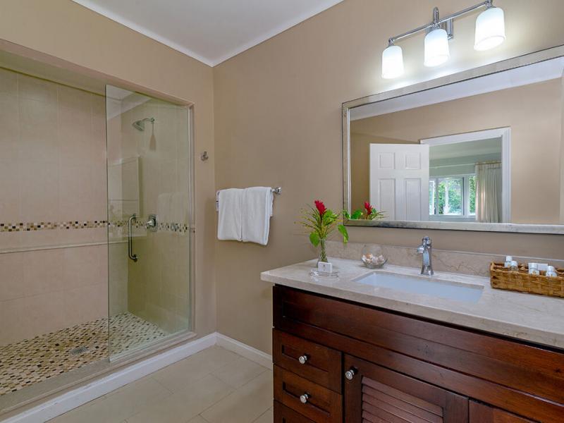 Somewhere , Ocho Rios  