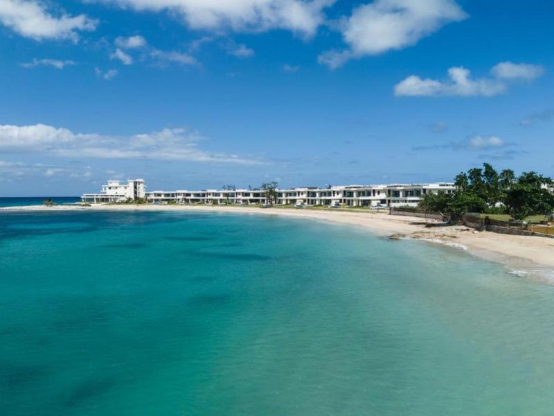 Endless Horizon - Palm Beach on Runaway Bay , Runaway Bay  