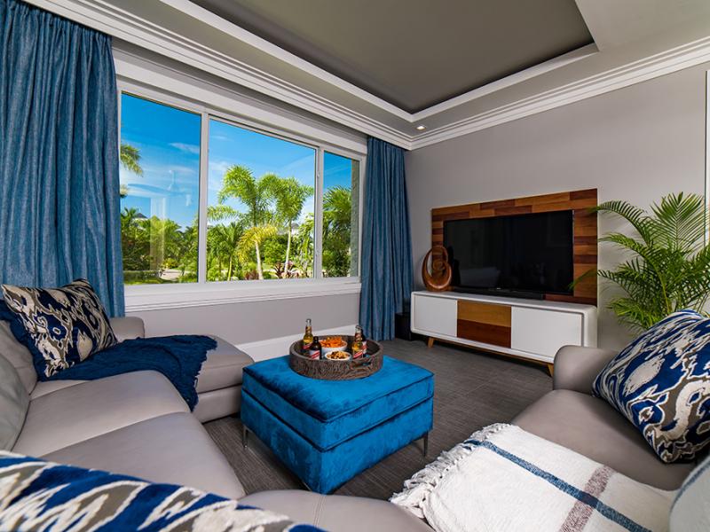 Everything Nice by the Sea , Montego Bay  