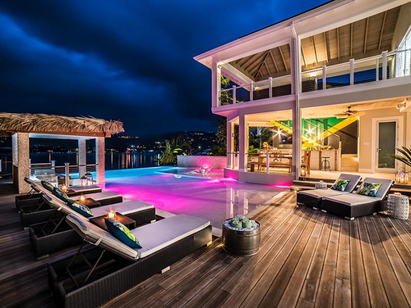 Everything Nice by the Sea , Montego Bay  