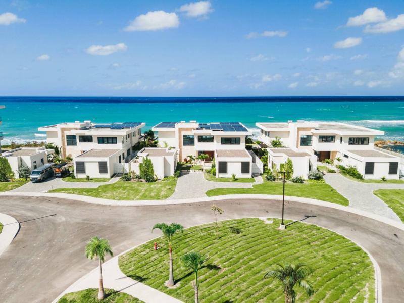 Poseidon's Shore - Palm Beach on Runaway Bay , Runaway Bay  