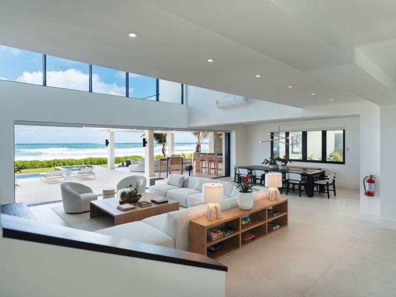Poseidon's Shore - Palm Beach on Runaway Bay , Runaway Bay  