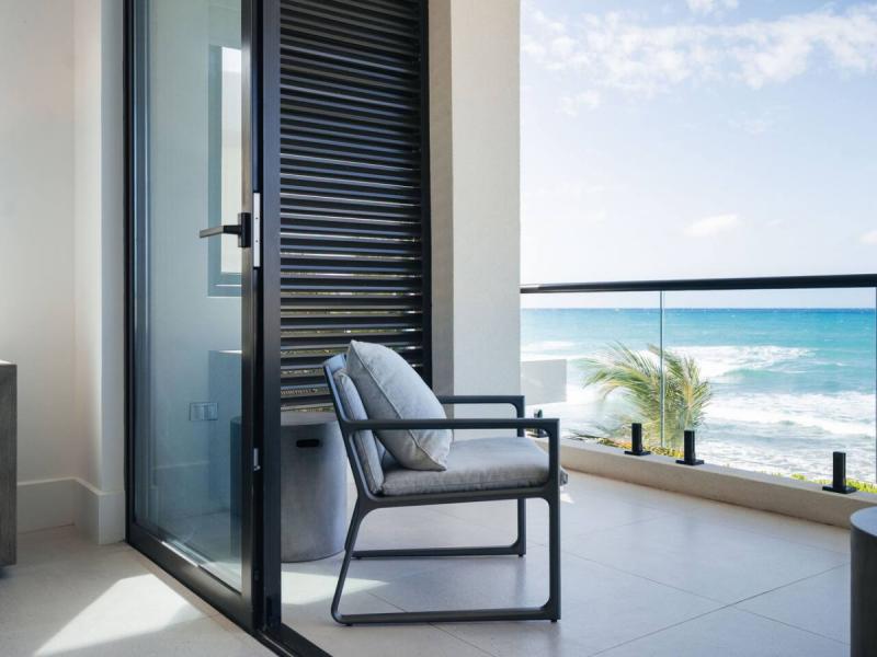 Poseidon's Shore - Palm Beach on Runaway Bay , Runaway Bay  