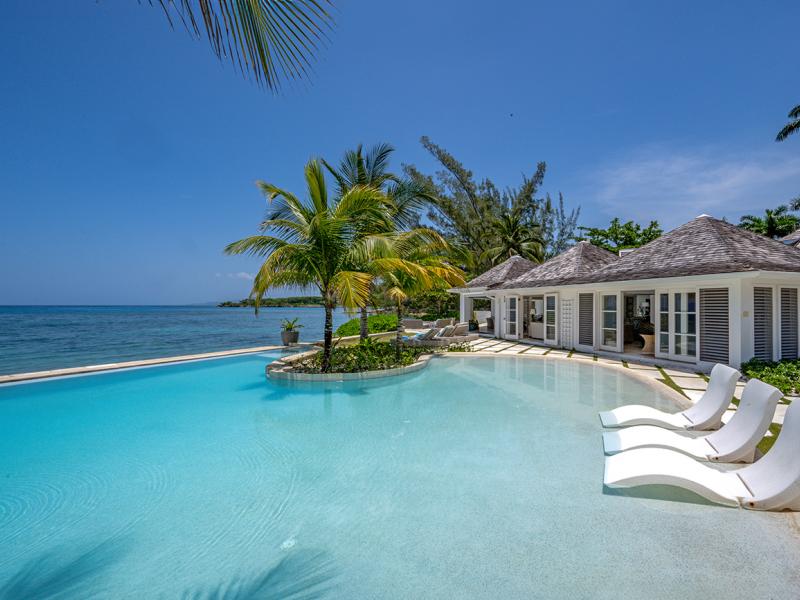 Tradewinds on the Sea , Montego Bay , Tryall  