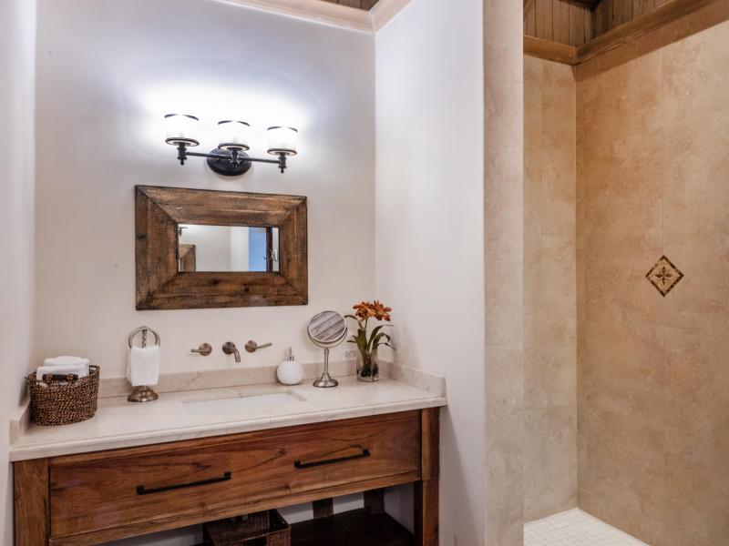 Pineapple House , Montego Bay , Tryall  