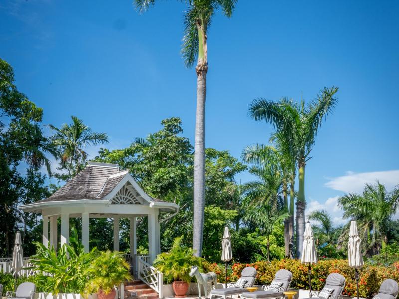 Pineapple House , Montego Bay , Tryall  