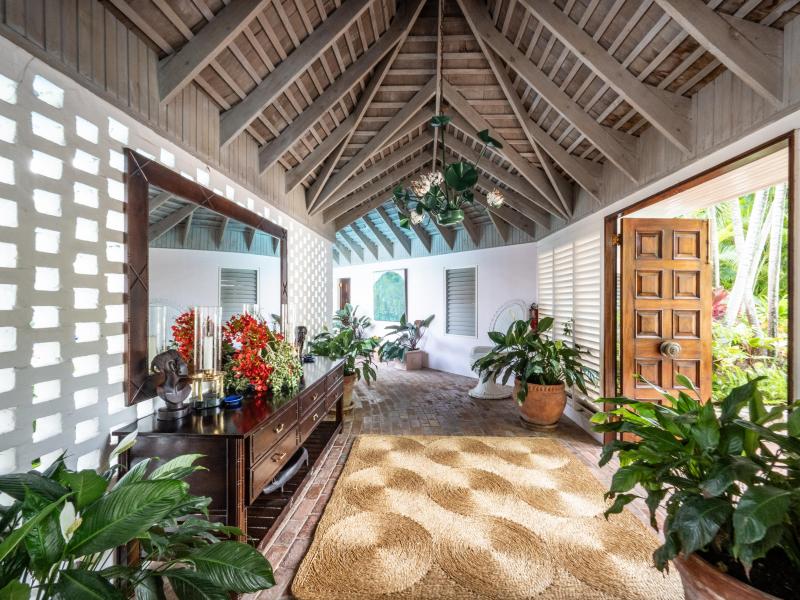 Ma’Moura , Montego Bay  