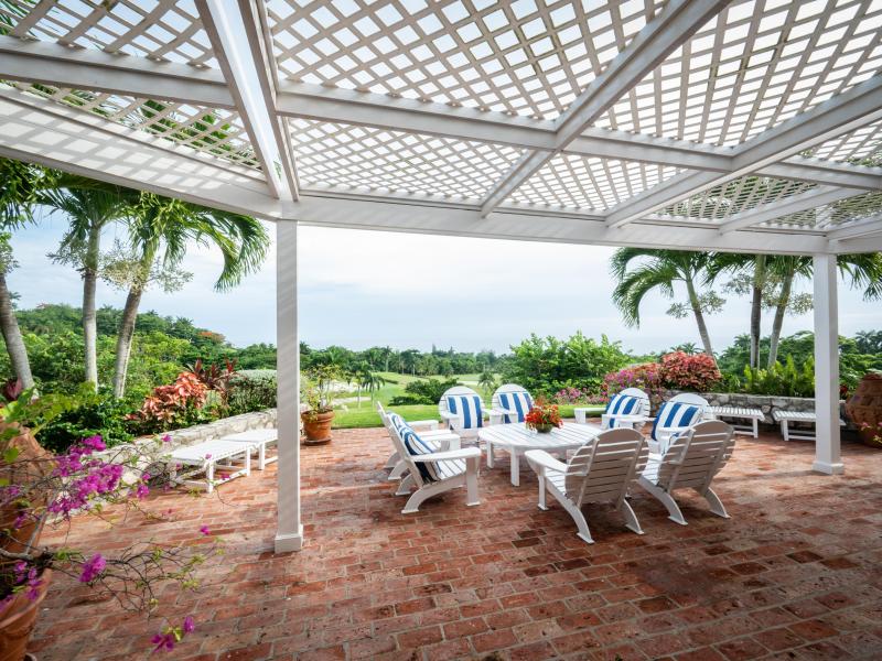 Ma’Moura , Montego Bay  