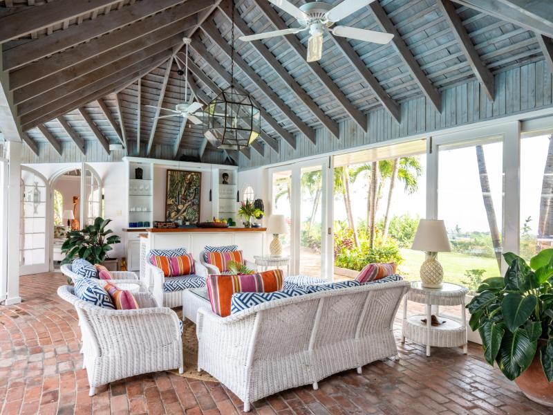 Ma’Moura , Montego Bay  