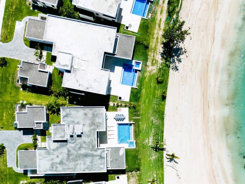 Villa Avalon Palm Beach on Runaway Bay , Runaway Bay  