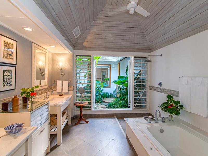 Almond Hill , Montego Bay  