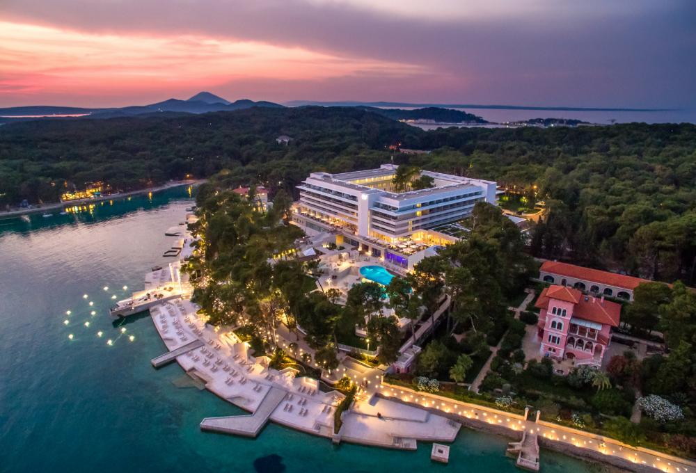 Caribbean Resort Villas 